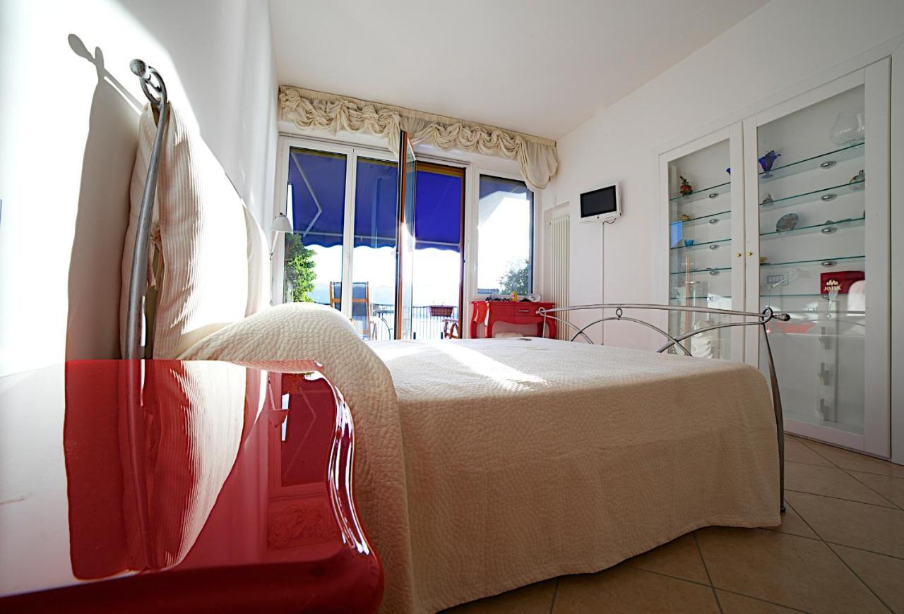 B&B Isola Dei Gabbiani Bergeggi Exterior foto